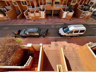 Casa adosada en venta en Los Molinos - Villa Blanca en Almería