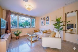 Casa adosada en venta en Garbinet en Alicante