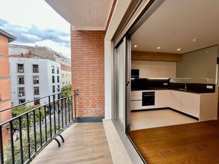 Piso en alquiler en Universidad - Malasaña en Madrid