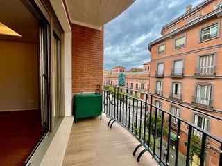 Piso en alquiler en Universidad - Malasaña en Madrid