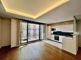 Piso en alquiler en Universidad - Malasaña en Madrid