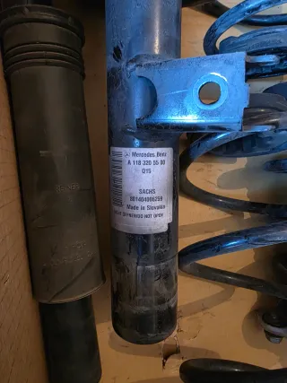 Suspensión Completa original de Mercedes CLA X118