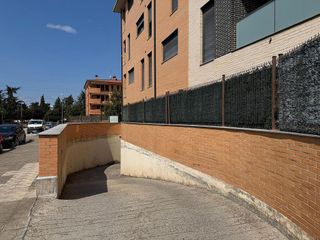 Garaje en venta en Jaca