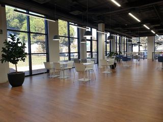 Oficina en alquiler en Zona Industrial en Prat de Llobregat, El