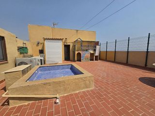 Ático en venta en Puerto de Garrucha en Garrucha