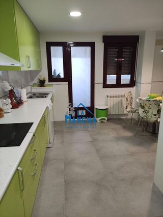 Piso en venta en Santa Cruz - Industria - Polígono Campollano en Albacete