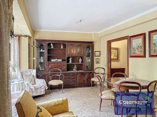 Piso en venta en Ensanche - Diputación en Alicante