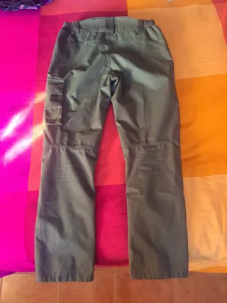 Pantalón de caza impermeable forro polar