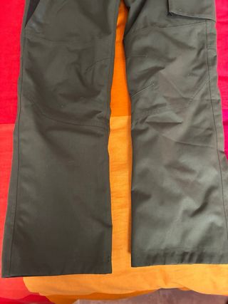 Pantalón de caza impermeable forro polar