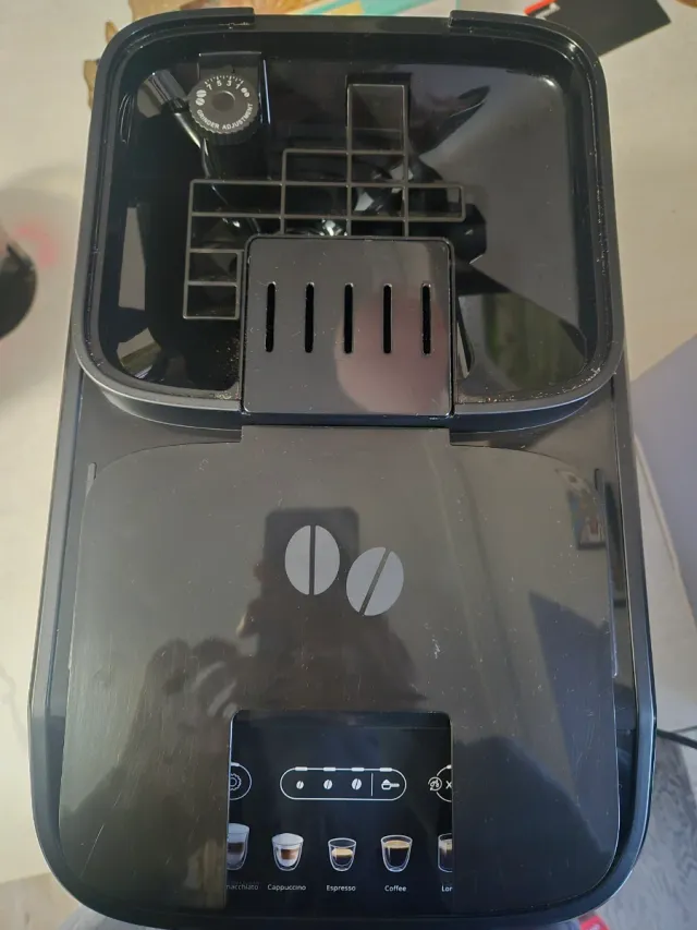 Cafetera DeLonghi Magnifica Evo