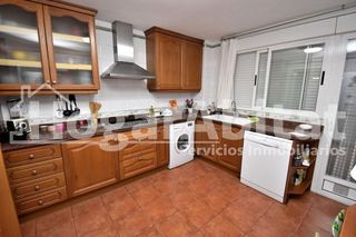 Casa adosada en venta en Zona Playa en Burriana