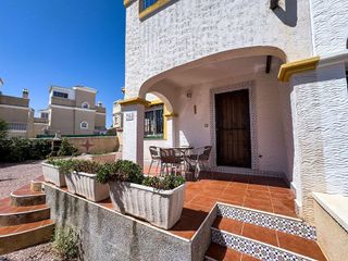 Casa adosada en venta en Altos - La Florida en Orihuela