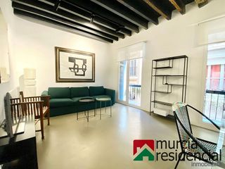 Piso en alquiler en Centro en Murcia