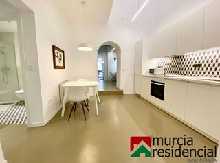 Piso en alquiler en Centro en Murcia