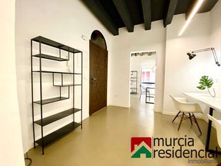 Piso en alquiler en Centro en Murcia
