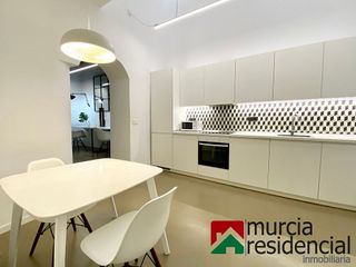 Piso en alquiler en Centro en Murcia