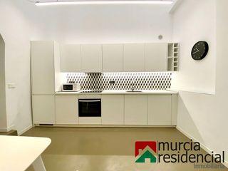 Piso en alquiler en Centro en Murcia