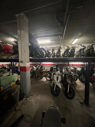 Garaje en venta en Los Pacos en Fuengirola