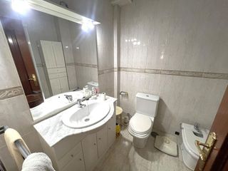 Local comercial en venta en Zona Puerto Deportivo en Fuengirola