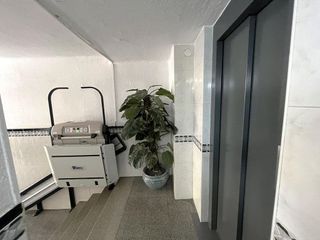 Local comercial en venta en Zona Puerto Deportivo en Fuengirola