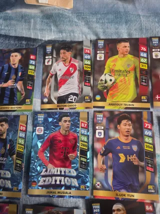 24 carte Adrenalyn XL FIFA 365 2025 10y Ed.