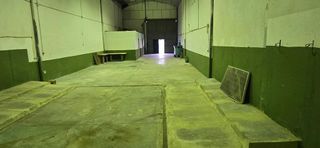 Local comercial en alquiler en Santa Cruz - Industria - Polígono Campollano en Albacete