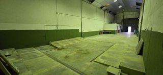 Local comercial en alquiler en Santa Cruz - Industria - Polígono Campollano en Albacete