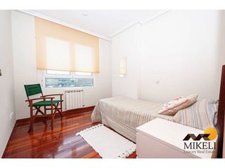 Piso en alquiler en Valdenoja - La Pereda en Santander