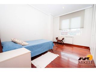 Piso en alquiler en Valdenoja - La Pereda en Santander