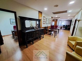 Oficina en alquiler en Areal – Zona Centro en Vigo