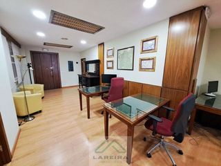 Oficina en alquiler en Areal – Zona Centro en Vigo
