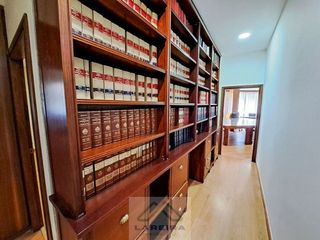 Oficina en alquiler en Areal – Zona Centro en Vigo