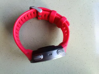 Polar Vantage V - Reloj Deportivo Rojo