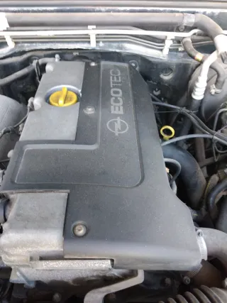 Tapa motor Opel 2.2 DTI