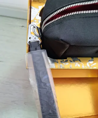 Neceser Versace Negro.