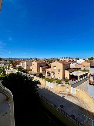 Piso en venta en Les Marines/Las Marinas en Dénia