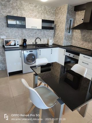 Piso en venta en Albufereta en Alicante