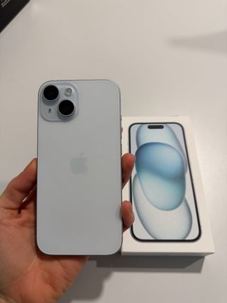 iPhone 15 - 256GB - Azul pastel