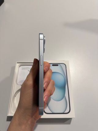 iPhone 15 - 256GB - Azul pastel