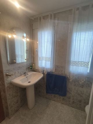 Casa pareada en alquiler en Cervantes en Granada