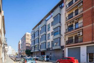 Piso en alquiler en Torrefiel en Valencia