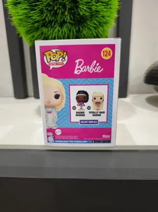 Funko Pop Crystal Barbie 124. Sin abrir.