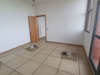 Oficina en alquiler en Palacio de Congresos - Urbadiez - Entrepuentes en Sevilla