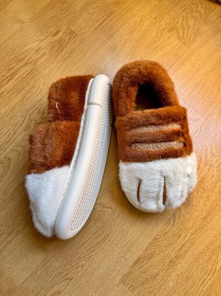 Zapatillas Casa Peludas Talla 40