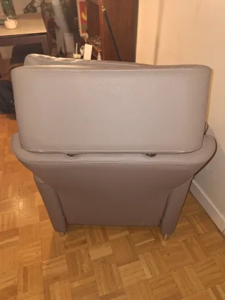 Sillón eléctrico color topo