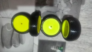 Ruedas TT 1/10 para mojado