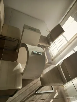 Mesa Comedor Diseño Cristal y Metal