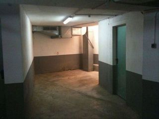 Garaje en alquiler en La Plana en Esplugues de Llobregat