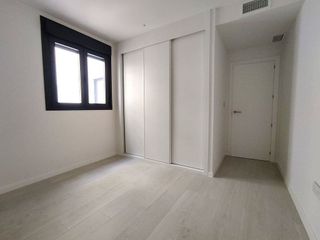 Piso en alquiler en Puerta Blanca en Málaga