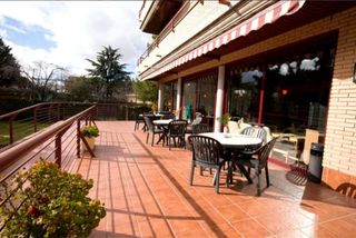 Edificio en alquiler en Mirasierra en Madrid